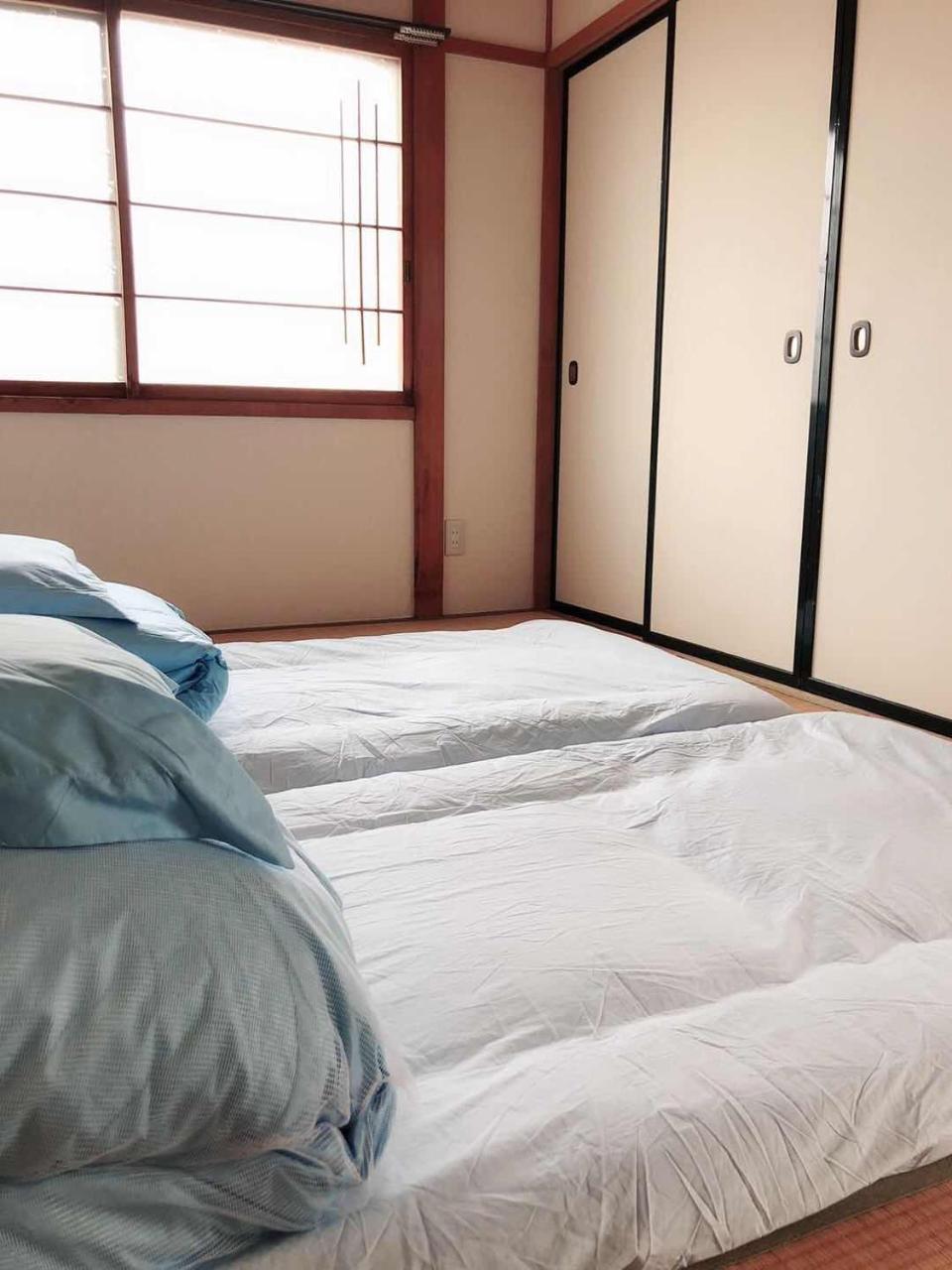 Guest House Asahi Отару Екстериор снимка